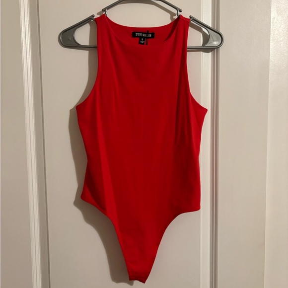 Steve Madden Red Nico Bodysuit - Picture 6 of 10